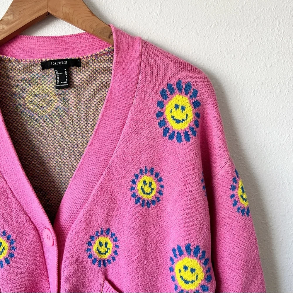 Forever 21 Pink Floral Smiley Cardigan M